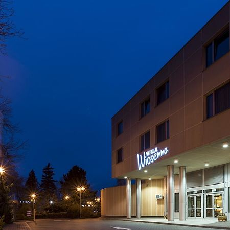 Willa Wiosenna Otel Ozarow Mazowiecki Dış mekan fotoğraf