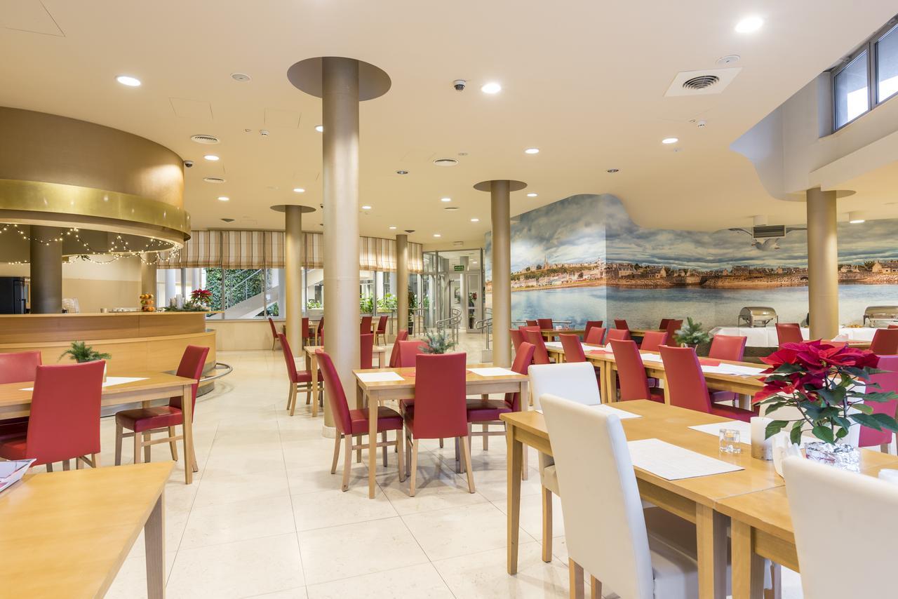 Willa Wiosenna Otel Ozarow Mazowiecki Dış mekan fotoğraf
